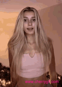 Famous social networks babe Gif