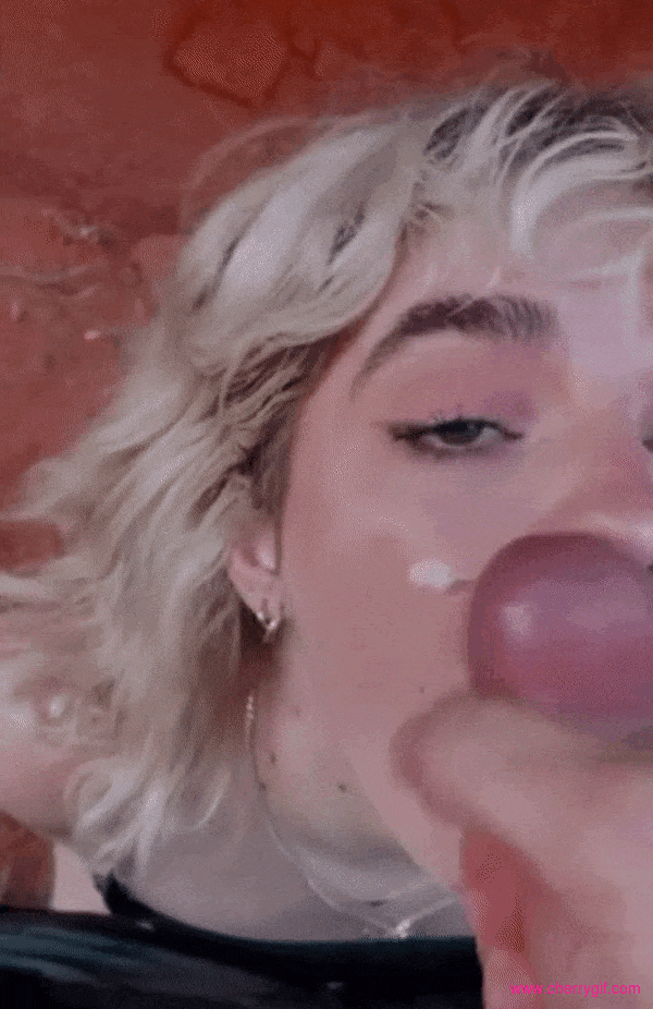 Lems77 taking a nice load (Emily Oram) Gif