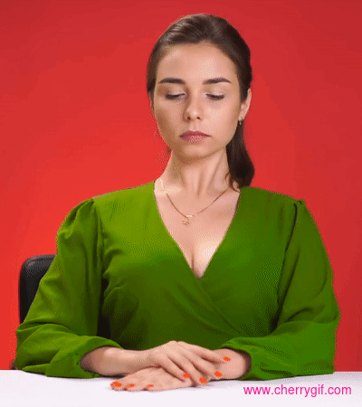 Valeria Gif
