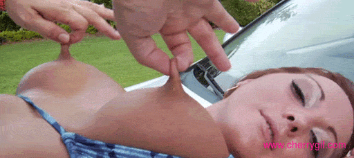 Now there's a man who knows what he's doing :) Gif
